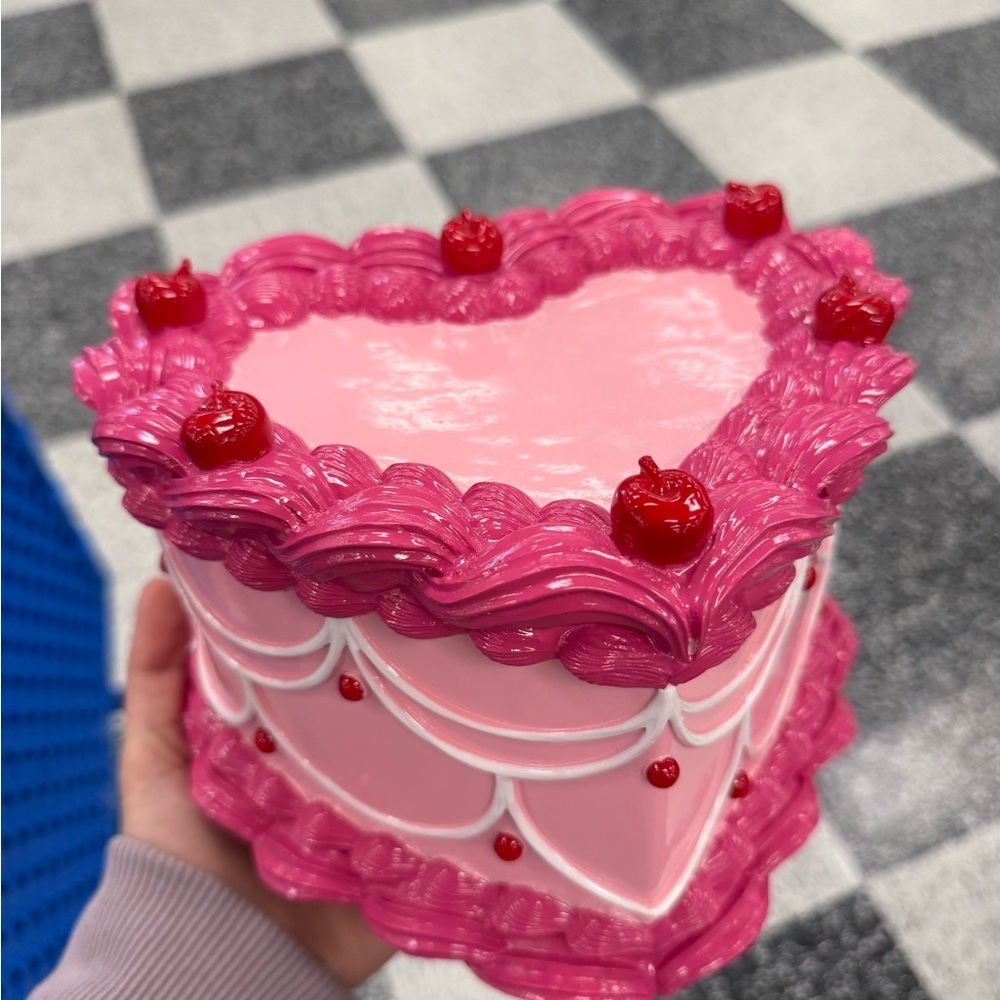 Pink Heart-Shaped Decorative decor cake